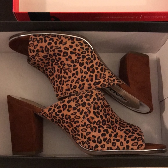 Rialto faux suede slide in brown leopard - Picture 10 of 11